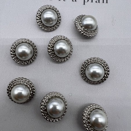 Пуговицы серебристые с жемчугом, 18 мм