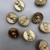 Пуговицы яркое золото, с зайцами, 18 мм