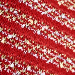 Трикотаж с вплетенными атласными лентами