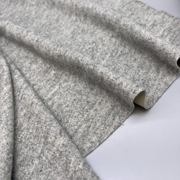 Трикотаж костюмно-пальтовый светло-серый меланж