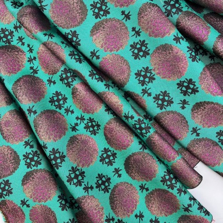 Ткань жаккард с цветочным рисунком