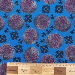 Ткань жаккард с цветочным рисунком