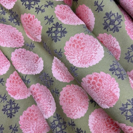 Ткань жаккард с цветочным рисунком
