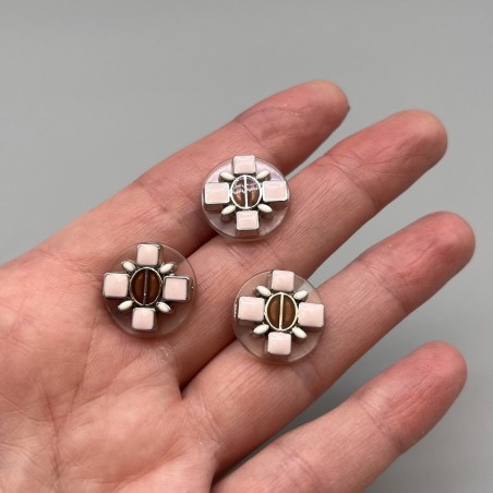 Пуговицы пластик прозрачные с цветными вставками