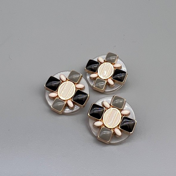 Пуговицы пластик прозрачные с цветными вставками
