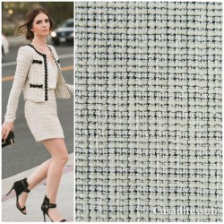 Твид хлопковый молочный с вплетениями чёрных нитей