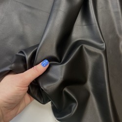 Экокожа на трикотажной основе, тонкая, черная