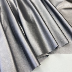 Экокожа на трикотажной основе, тонкая, цвет темное серебро