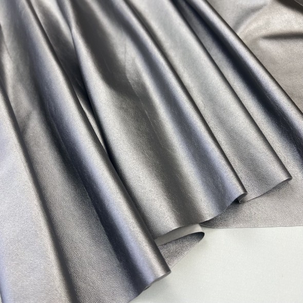 Экокожа на трикотажной основе, тонкая, цвет темное серебро