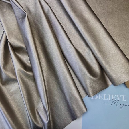 Экокожа золотистая с перламутровым блеском