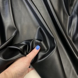 Экокожа на трикотажной основе, черная