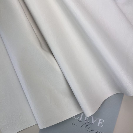 Экокожа белая матовая на текстильной основе