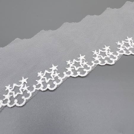 Кружево молочное со звёздами , ширина 5 см