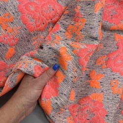 Жаккард меланжевый светло-серый с яркими цветами