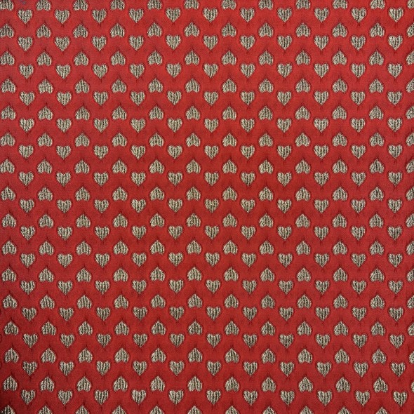 Жаккард с сердцами, красный с золотистыми сердцами