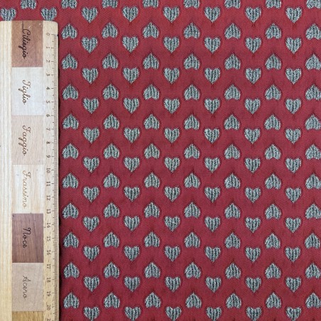 Жаккард с сердцами, красный с золотистыми сердцами