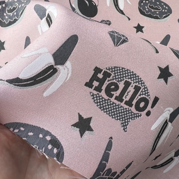 Ткань жаккардовая с рисунком в стиле поп-арт