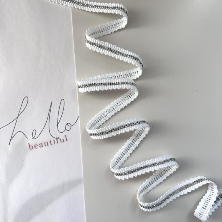 Тесьма текстильная  белая с цепочками шариками, 20 мм