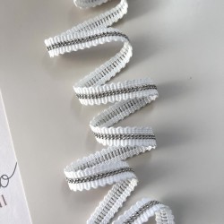 Тесьма текстильная  белая с цепочками шариками, 20 мм