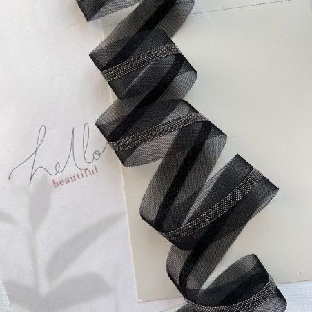 Тесьма на основе из органзы и сетки с легкими серебристыми цепочками шариками, 3,5 см