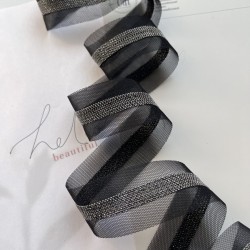 Тесьма на основе из органзы и сетки с легкими серебристыми цепочками шариками, 3,5 см