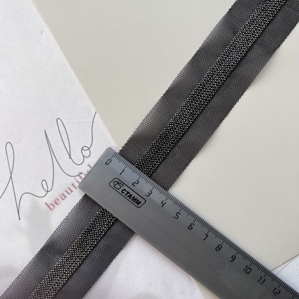 Тесьма на основе из органзы и сетки с легкими серебристыми цепочками шариками, 3,5 см