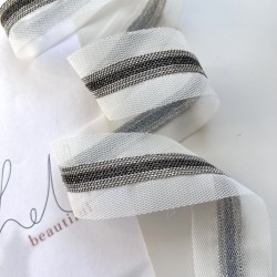 Тесьма на основе из органзы и сетки с легкими серебристыми цепочками шариками двух оттенков, 3,5 см