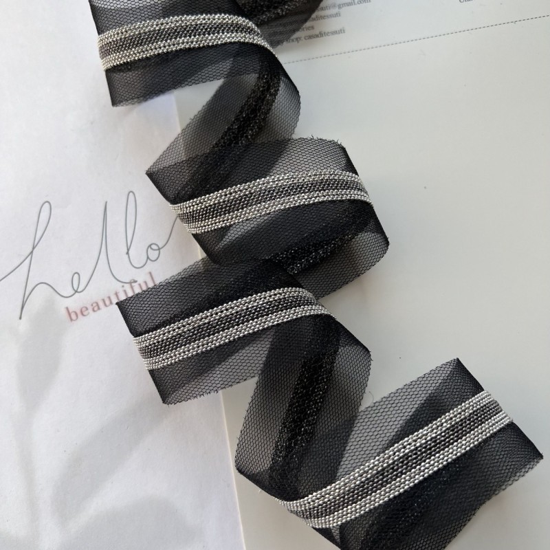 Тесьма на основе из органзы и сетки с легкими серебристыми цепочками шариками двух оттенков, 3,5 см