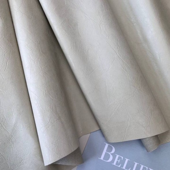 Экокожа плотная на текстильной основе, молочная