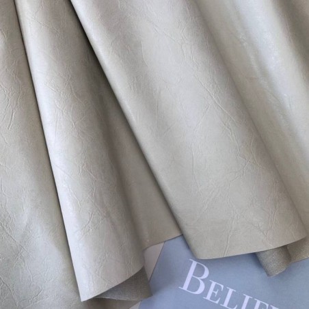 Экокожа плотная на текстильной основе, молочная