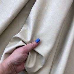 Экокожа плотная на текстильной основе, молочная