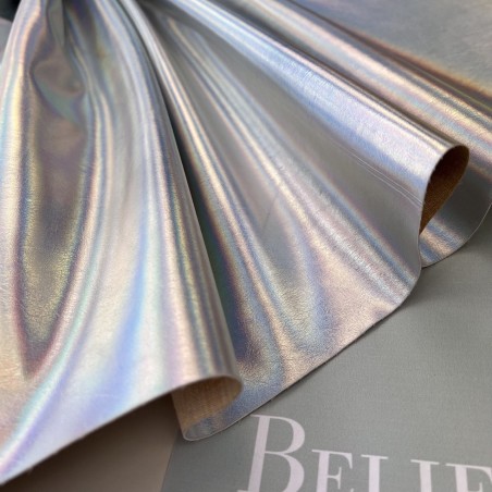 Экокожа плотная на текстильной основе, серебристый хамелеон