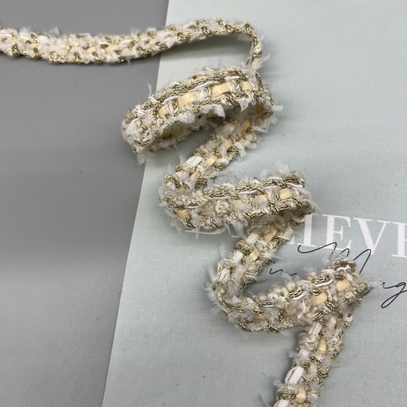 Тесьма плетеная светло-бежевая