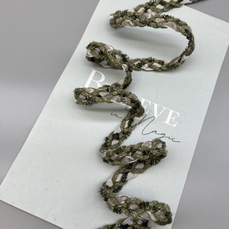 Тесьма плетеная серо-оливковая, 14 мм