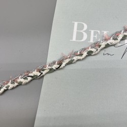 Тесьма плетеная молочная с цветными нитями, 12 мм