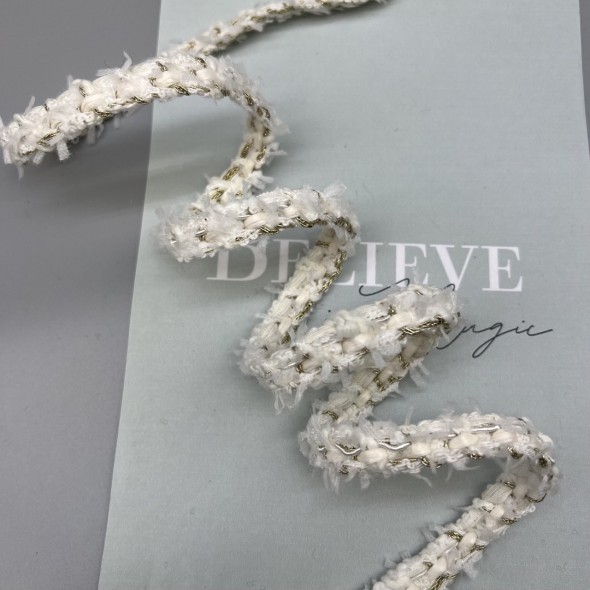 Тесьма плетеная молочная