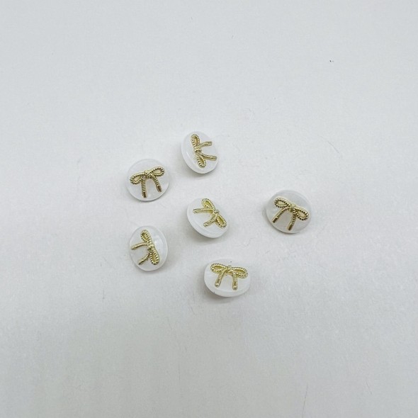 Пуговицы блузочные молочные на ножке, 11 мм