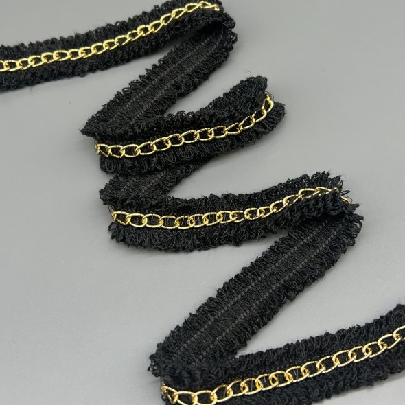 Тесьма бахрома текстильная с легкой золотистой цепочкой