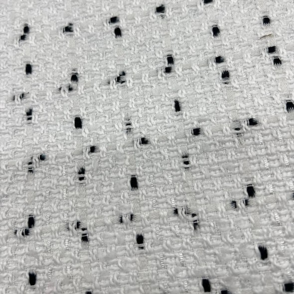 Твид матовый молочный с вкраплениями молочных нитей