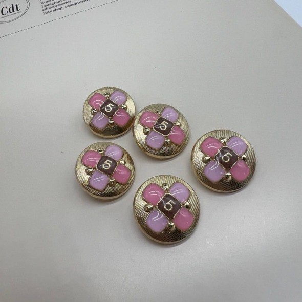 Пуговицы металлические в стиле Шанель