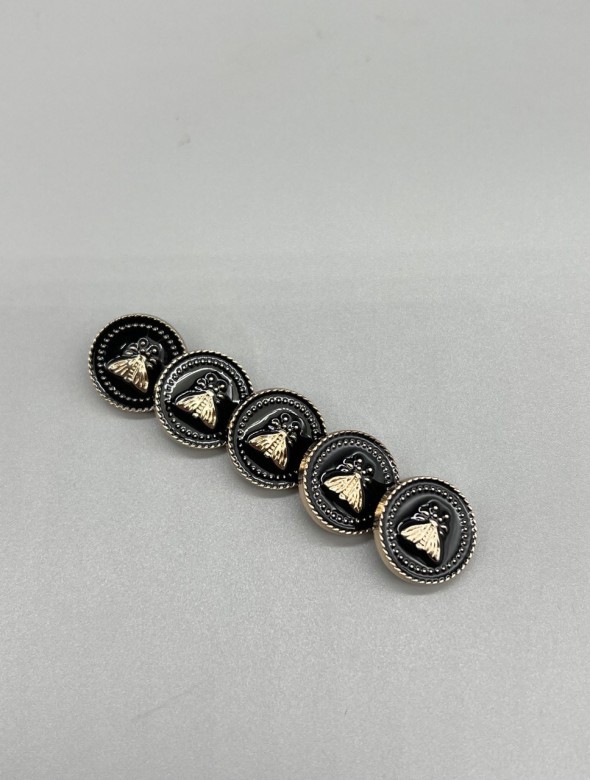 Пуговицы с мухами , 18 мм