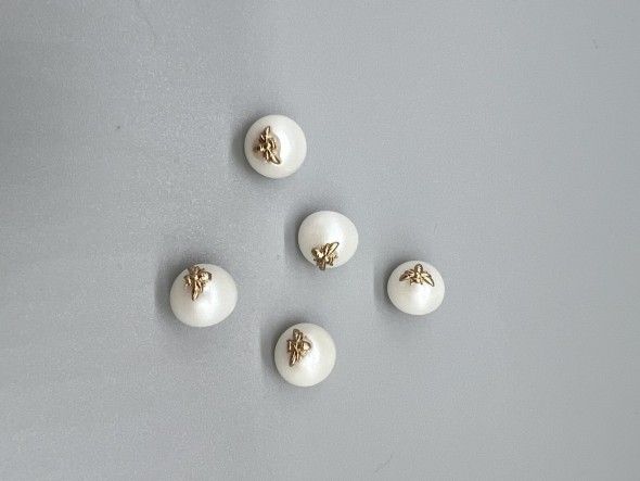 Пуговицы блузочные с пчелами, 11 мм