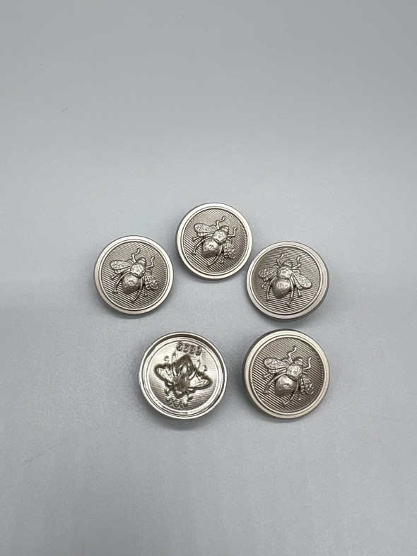 Пуговицы с пчелами, 23 мм