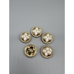 Пуговицы золотистые с фигурной вставкой, 22 мм
