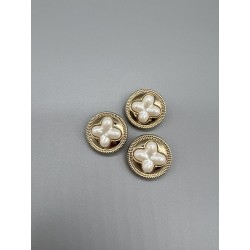 Пуговицы золотистые с фигурной вставкой, 22 мм