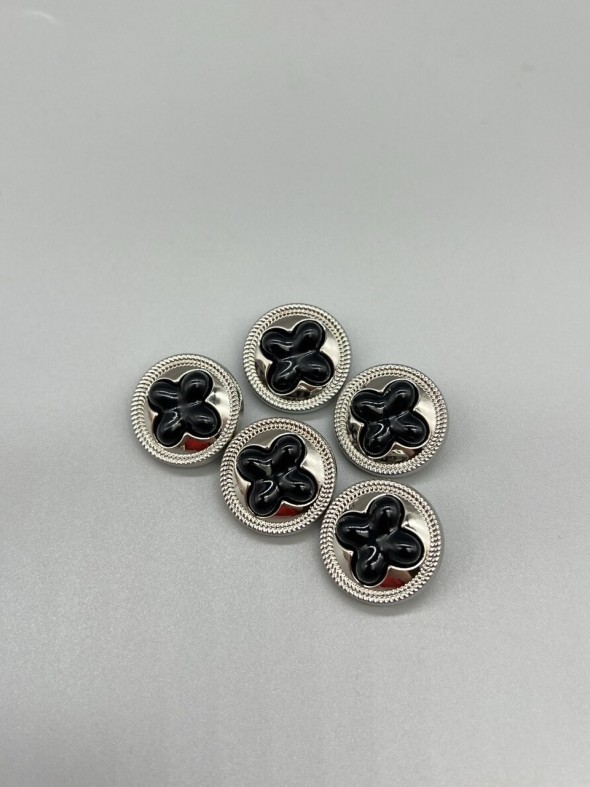 Пуговицы серебристые с фигурной вставкой, 22 мм