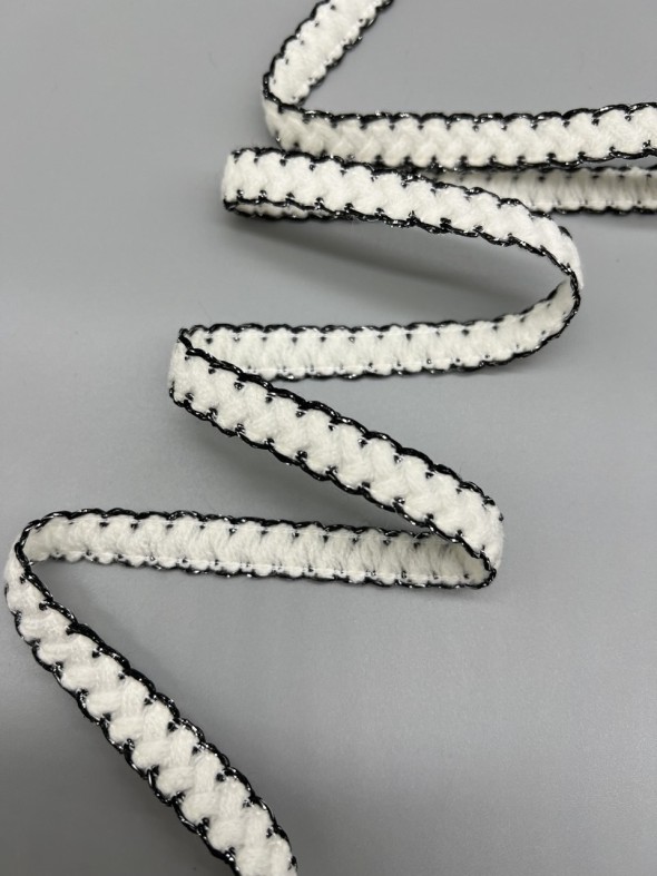 Тесьма плетеная декоративная