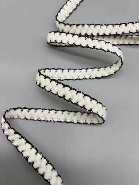 Тесьма плетеная декоративная