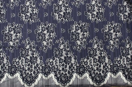 Кружево купонное с фестонным краем