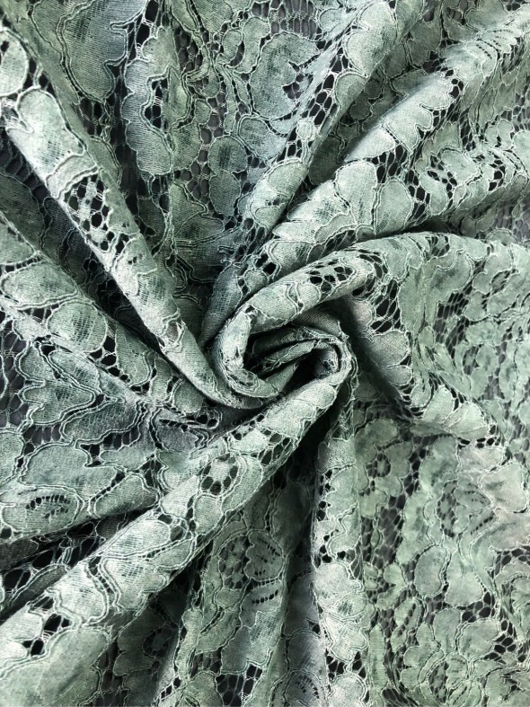 Кружево с выстиранным эффектом